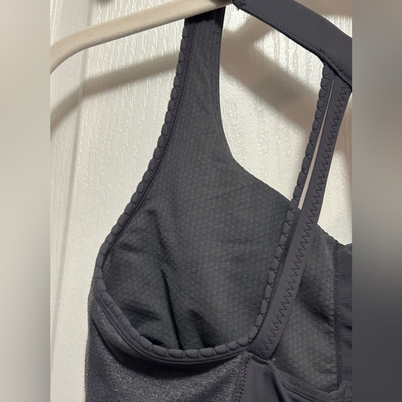 Lululemon"Power Technique Tank women’s size- 6 blue/gray yoga running - Picture 8 of 16